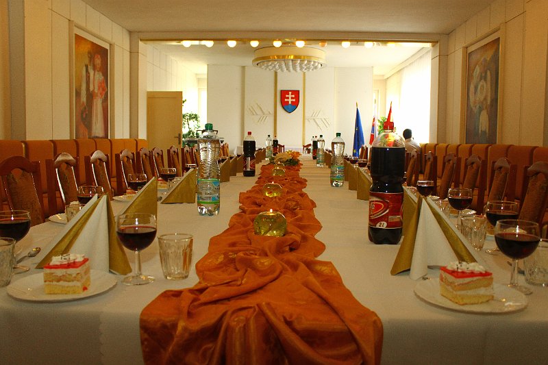 Den Matiek OU (2).JPG